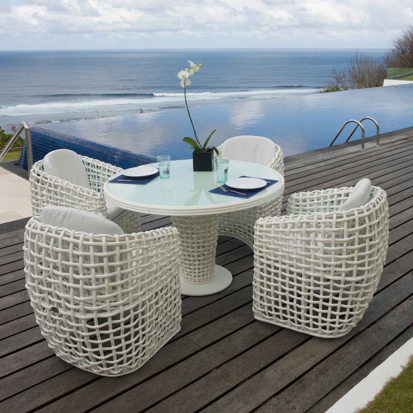 Dynasty 5-Piece Dining Set with Sunbrella Cushion